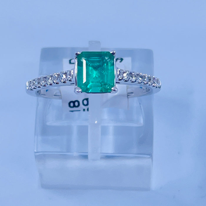 18kt White Gold Columbian Emerald and 16 Diamond Ring