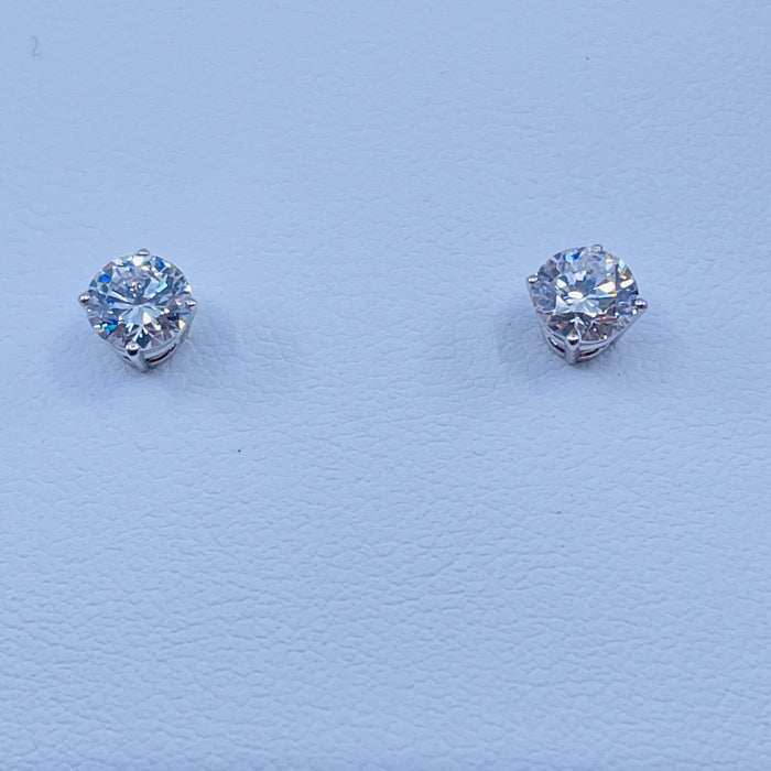 14kt White Gold 1ctw Lab Grown Diamond stud earrings