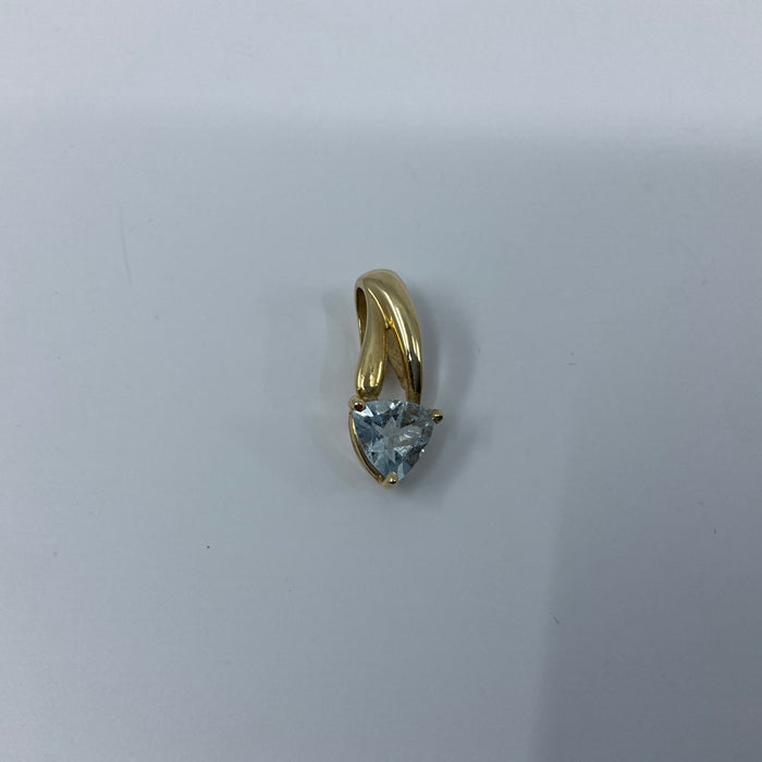 14ky Yellow Gold custom aquamarine pendant